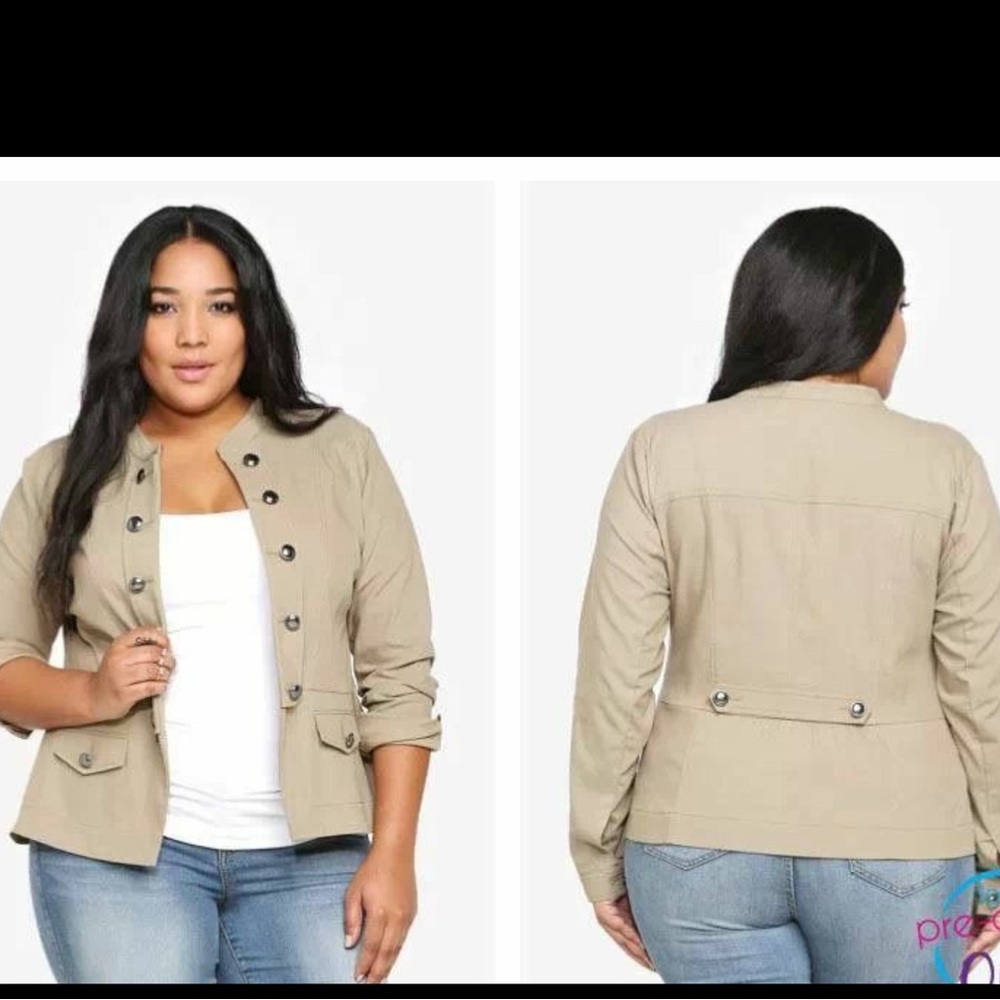Torrid size 3 tan jacket with side by side buttons, 2 front pockets